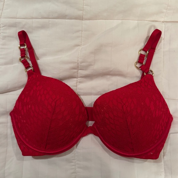 Victoria's Secret Very Sexy Gold Ring Detailed Lace Push Up Bra - Picture 1 of 3